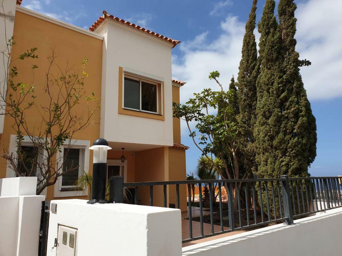Villa Roque Del Conde With Private Pool, Terrace With Fantastic Sea Views, Wifi, Garden, Garage Adeje 外观 照片