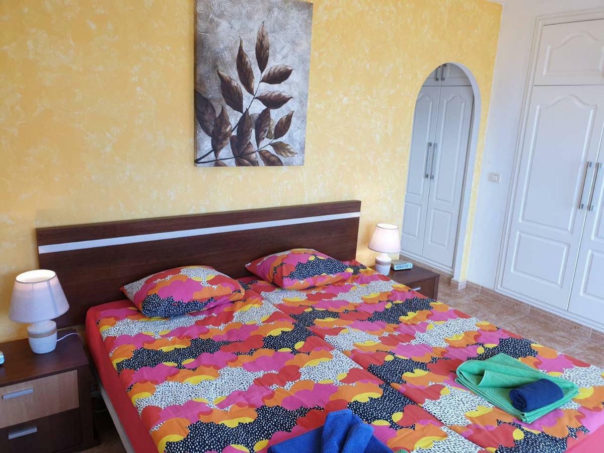 Villa Roque Del Conde With Private Pool, Terrace With Fantastic Sea Views, Wifi, Garden, Garage Adeje 外观 照片