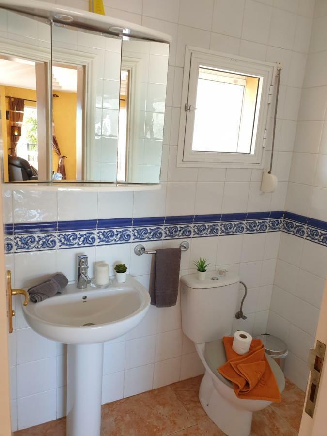 Villa Roque Del Conde With Private Pool, Terrace With Fantastic Sea Views, Wifi, Garden, Garage Adeje 外观 照片