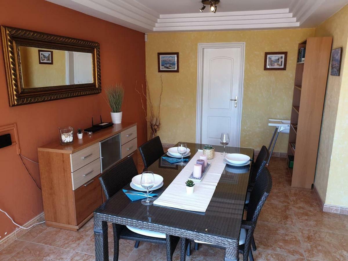 Villa Roque Del Conde With Private Pool, Terrace With Fantastic Sea Views, Wifi, Garden, Garage Adeje 外观 照片